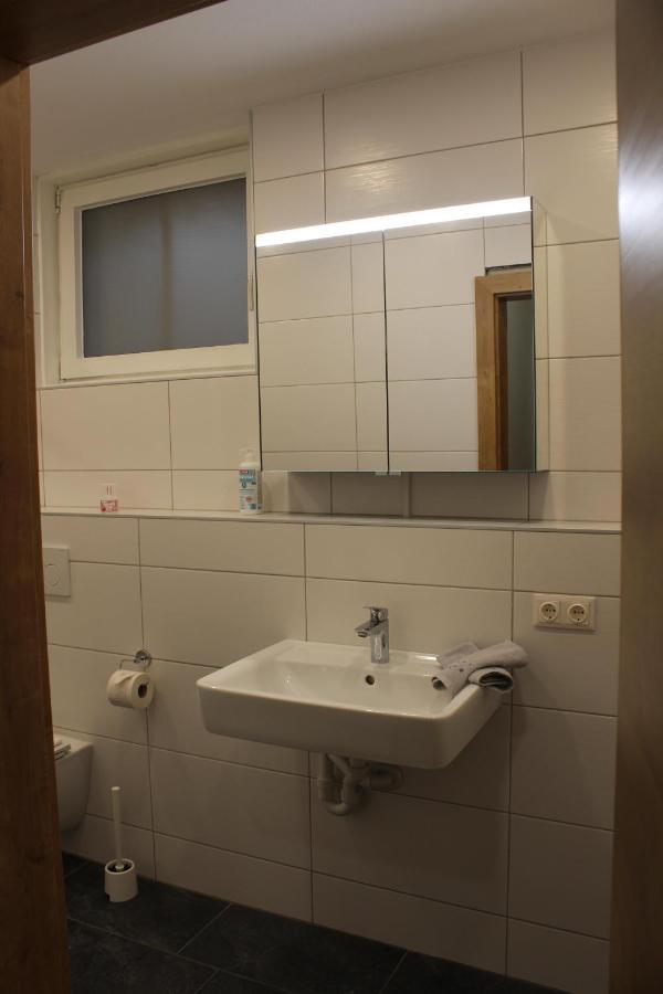 Haus Jochler Apartamento Ried im Zillertal Exterior foto