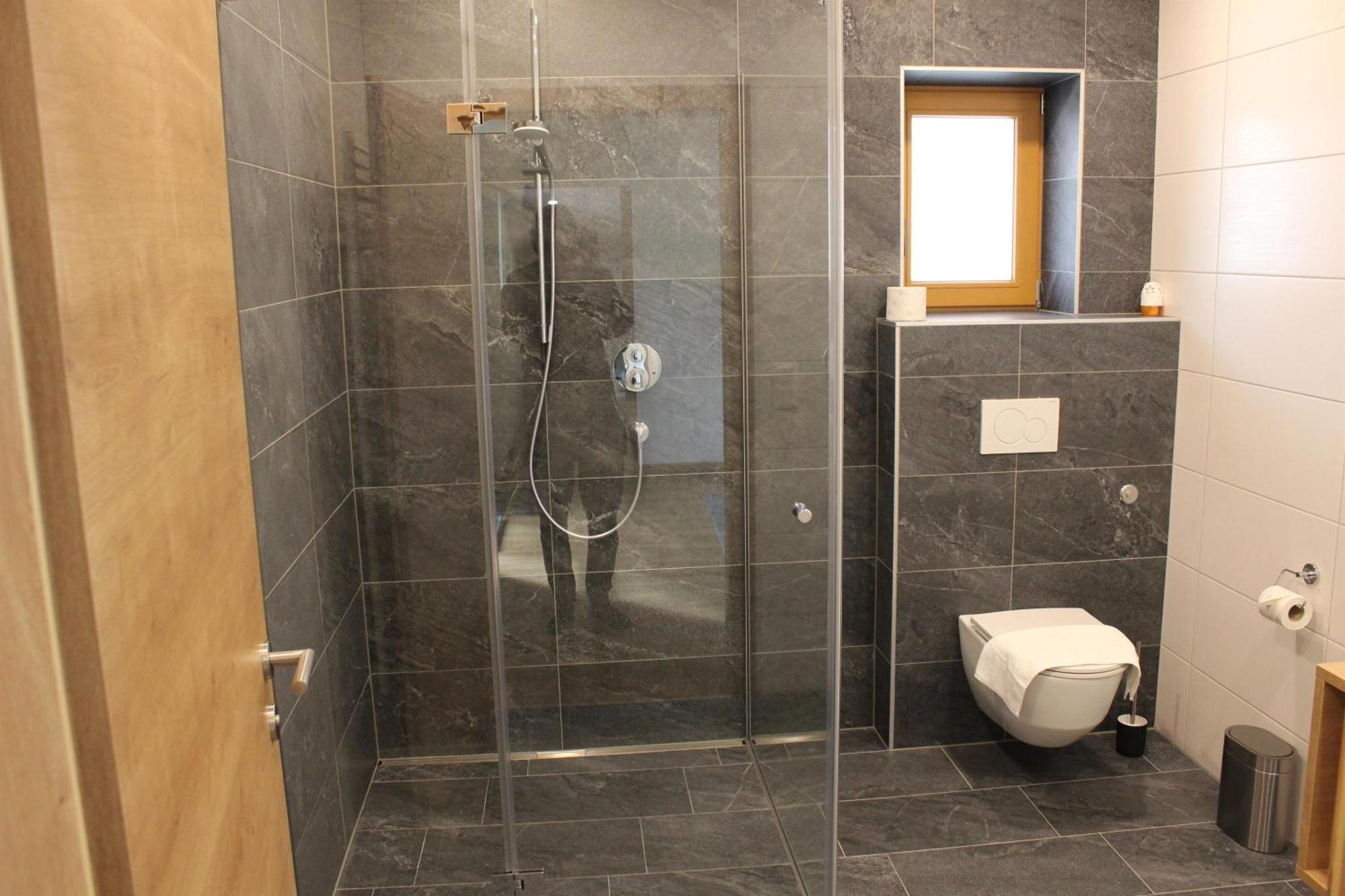 Haus Jochler Apartamento Ried im Zillertal Quarto foto